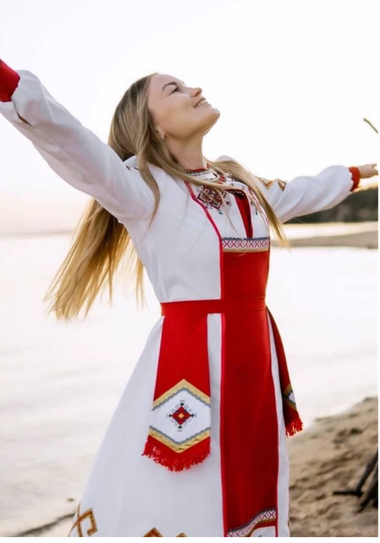 Женские чувашские платья