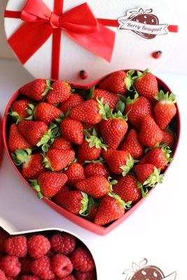 Сердце со свежей КЛУБНИКОЙ