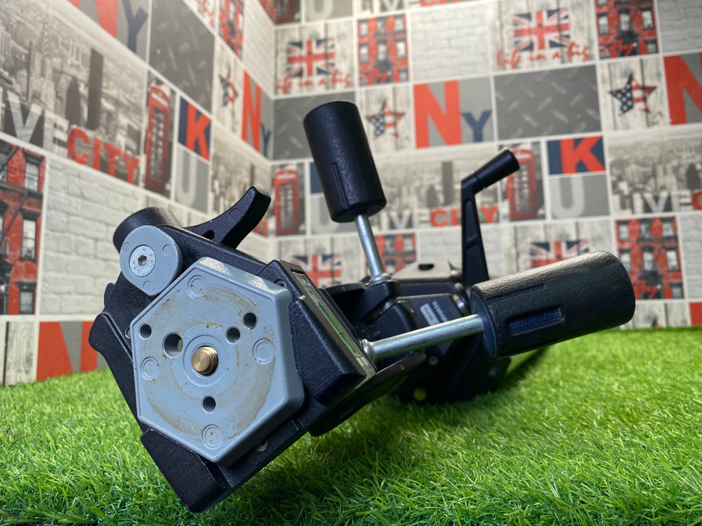 Manfrotto 075 + Manfrotto 029