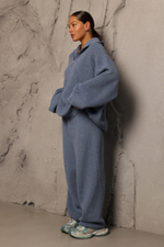 Свитер на молнии