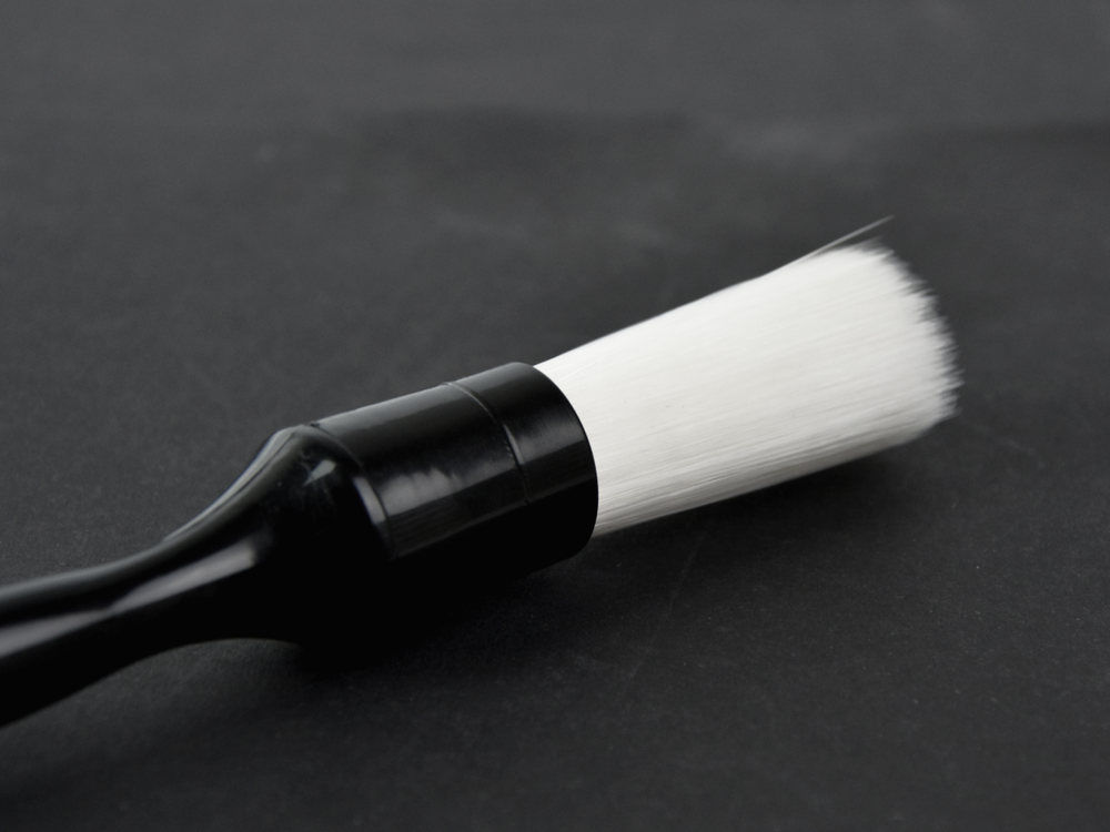 Кисть с искусственным ворсом