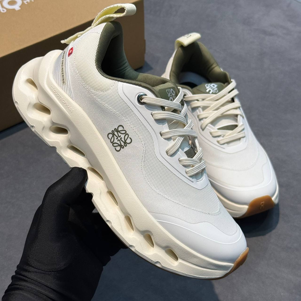 Кроссовки Loewe