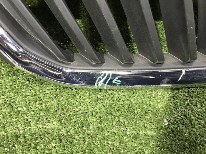 Решетка радиатора Skoda Rapid 1 (2012-2020)