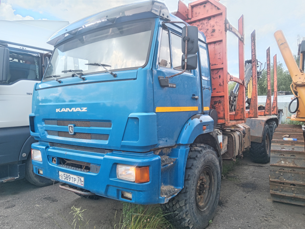 Феникс 780523 на шасси КамАЗ 43118 6x6 Сортиментовоз с КМУ 780523 (Дизельный, 11,8 л, 300 л.с., МТ)
