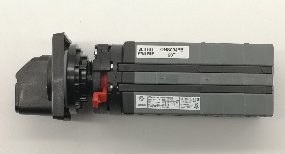 Переключатель ABB ONSO34PB, 3П. 0-1-2-3 4Н. 25 А, дверн. 1SCA022533R0370