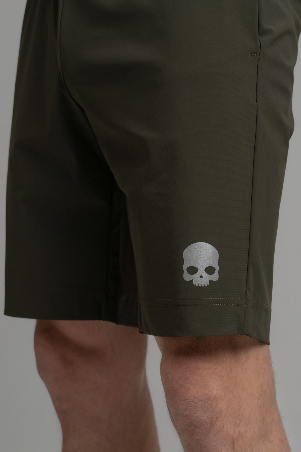 Теннисные шорты HYDROGEN TECH SHORTS  (T00812)