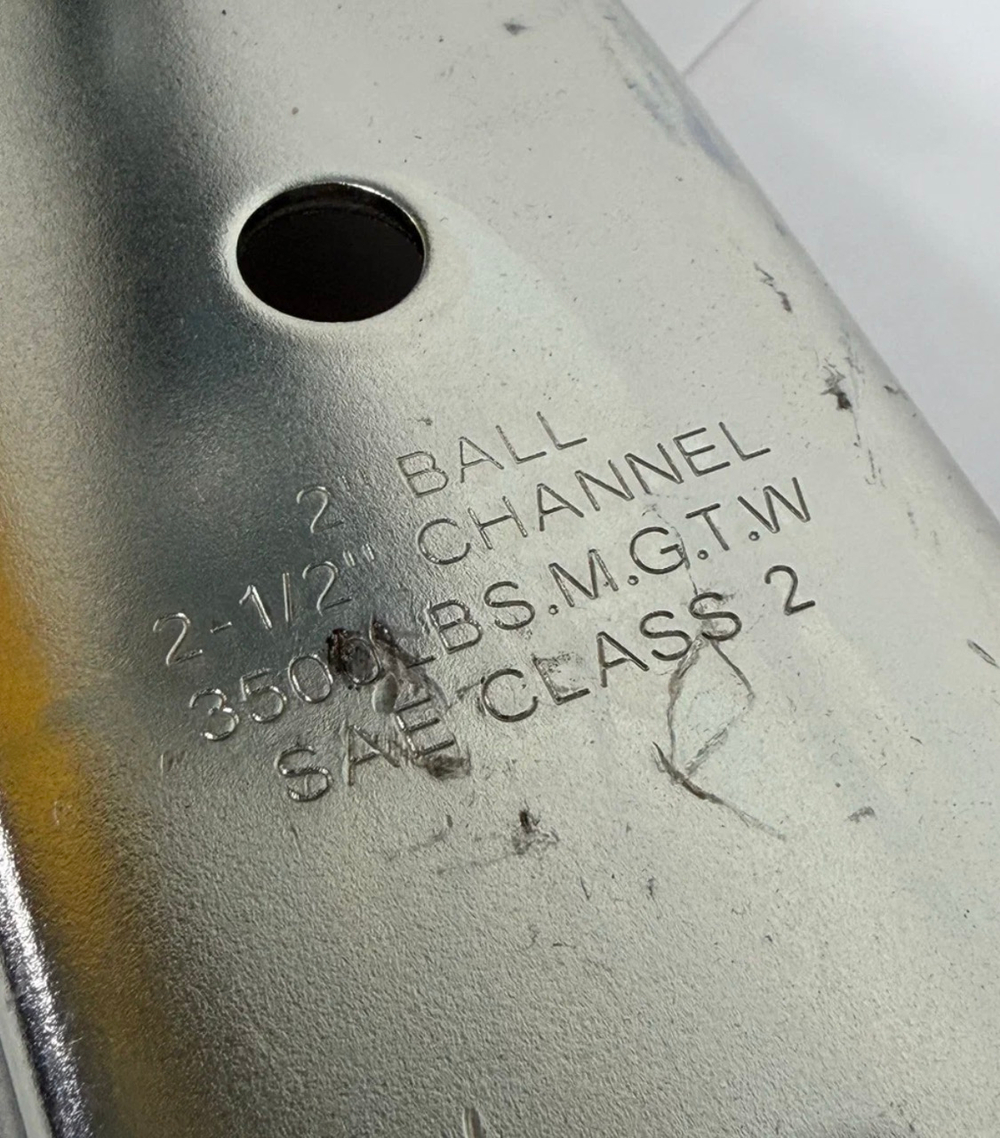 Замок сцепной на прицеп для фаркопа квадрат 65 мм 1587 кг, под шар 2 дюйма (~50.8 мм) (1 шт.) -