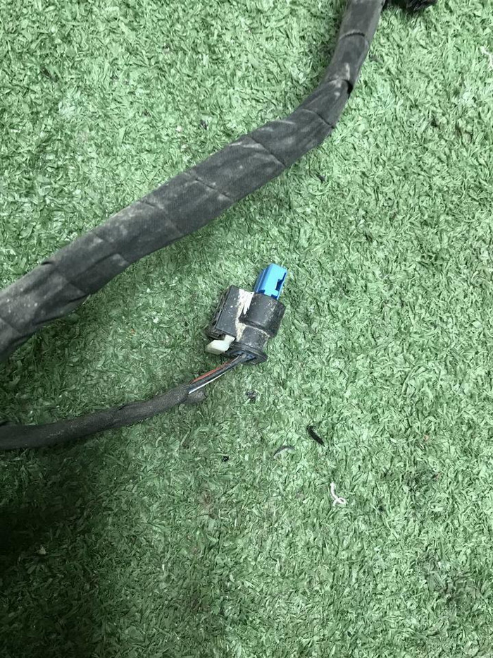 Проводка заднего бампера Lixiang L7 (2022-н.в.)