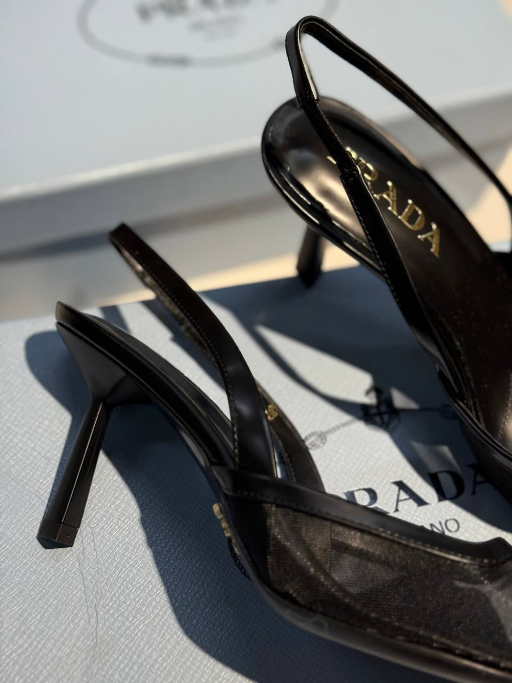 Босоножки Prada