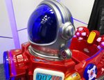 аттракцион качалка, детская качалка с видеоигрой, качалка с видео игрой для детской комнаты, дорогие качалки с игрой, автомат качалка, качалка с монетоприемником, аттракцион качалка с видео игрой