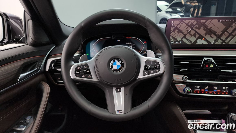 BMW 5 Series (G30) 530i xDrive M Sports (10.2020)