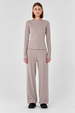 Лонгслив приталенный с рельефом