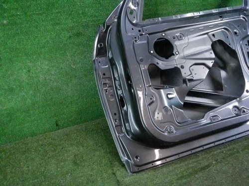 Дверь передняя правая BMW X1 F48 (2015-2022)