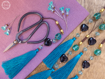 Маячок для ножниц "Изумрудная кисть"