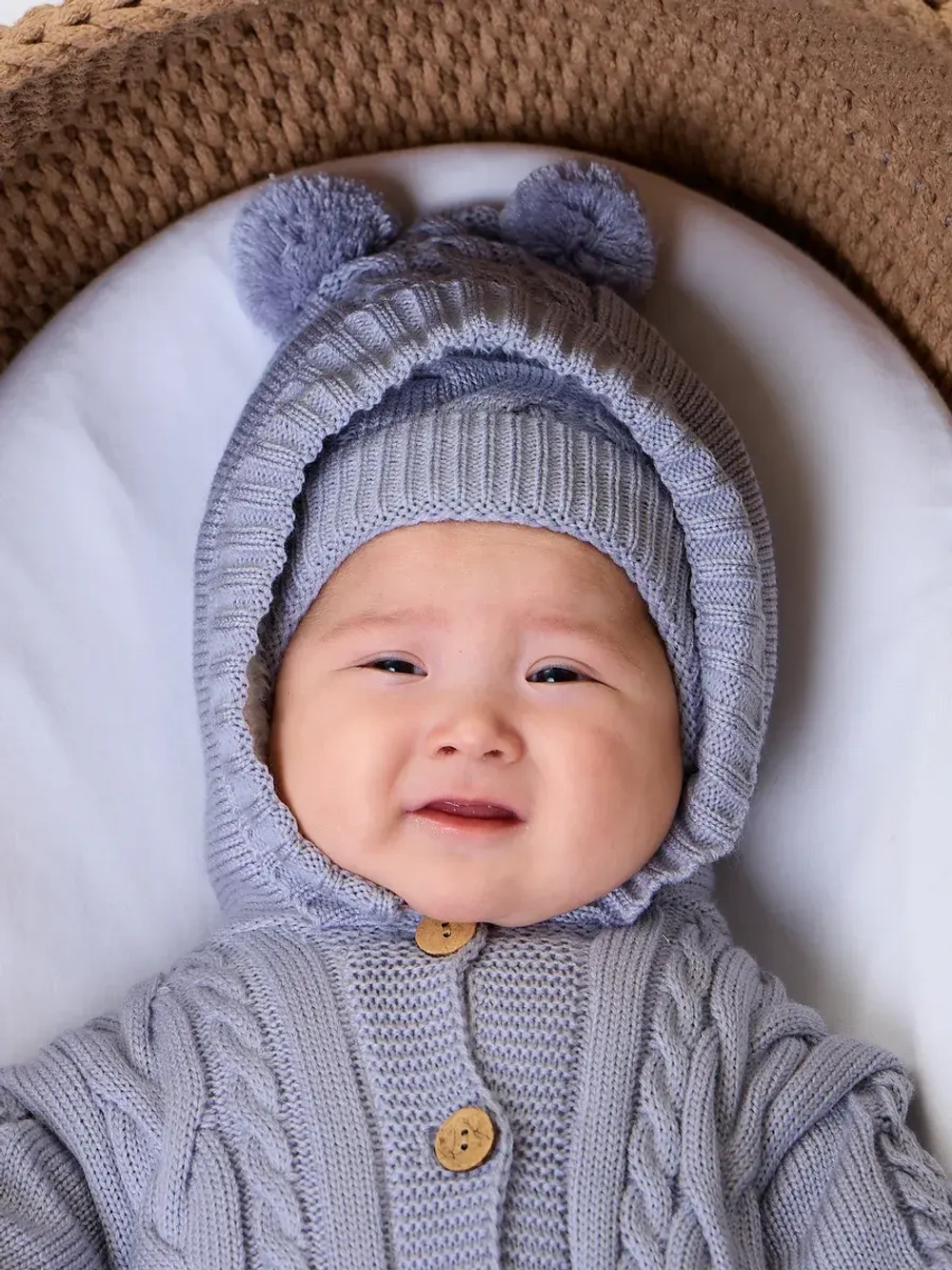 Вязаный конверт на выписку для новорожденного теплый