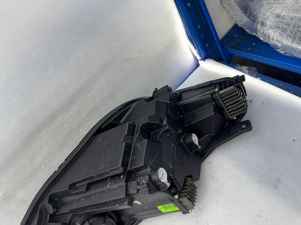 LED фара для Changan Qiyuan A05 оригинал,