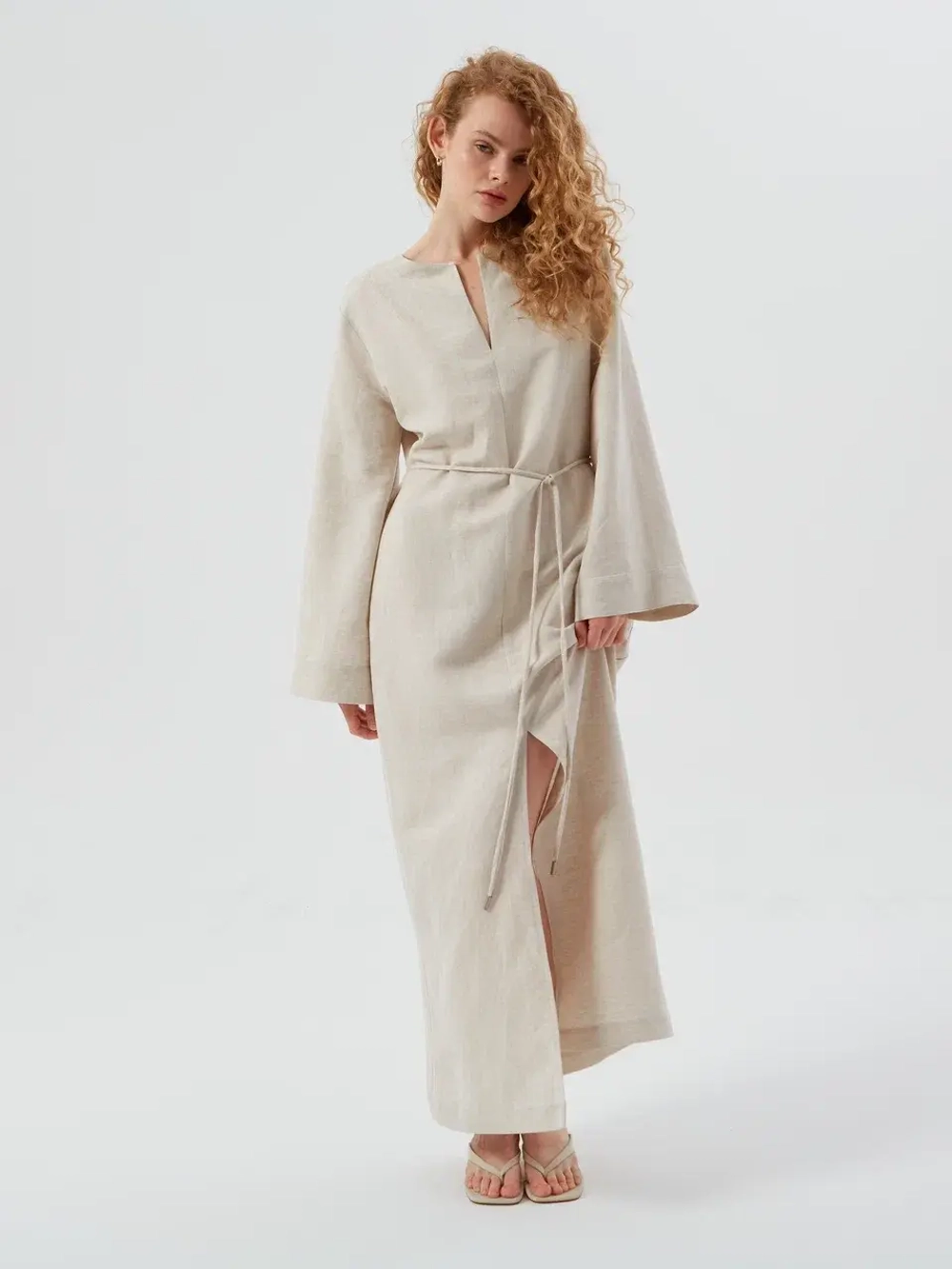 Платье льняное бежевое