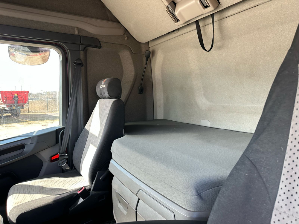 Scania R 4x2 Седельный тягач R450A4x2NA (Дизельный, 12,7 л, 450 л.с., АТ)