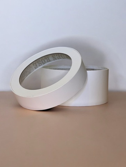 Короткая коробка с прозрачной крышкой 22,5 см х 10 см. Цвет: Белый.