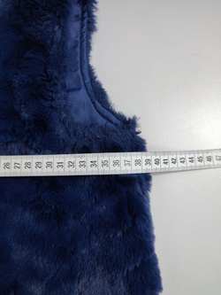 Жилет H&M теплый на 7-8 лет