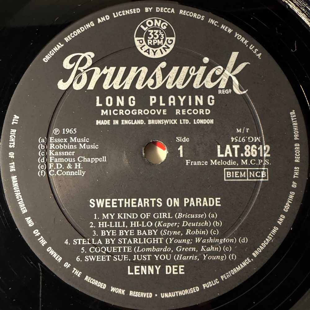 Lenny Dee ‎– Sweethearts On Parade (Англия 1965г.)