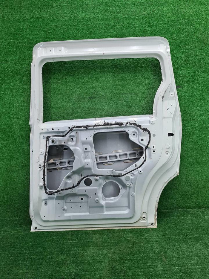 Дверь задняя правая GAC GN8 (2019-2023)