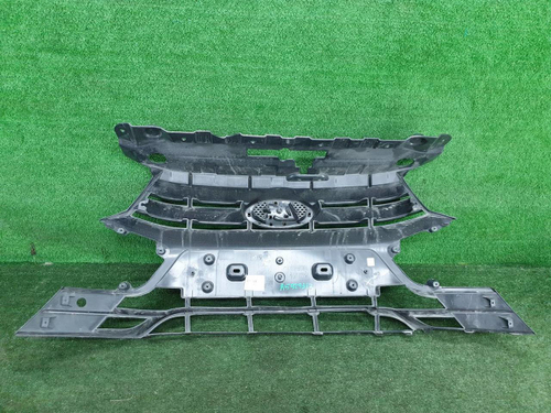 Решетка радиатора Lada Granta 2 (2018-н.в.)