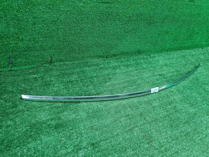 Молдинг крышки багажника Mercedes GLE C292 (15-19)