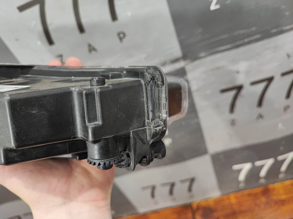 ПТФ передняя левая LED BMW X3 (G01) 17-21 Б/У Оригинал 63179492771