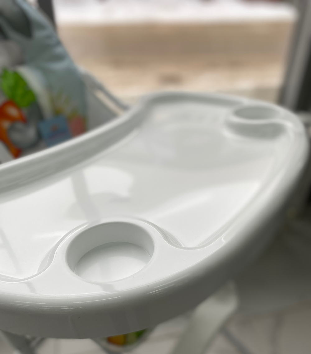 BAMBOLA Стул для кормления с перекидной столешницей Зайка