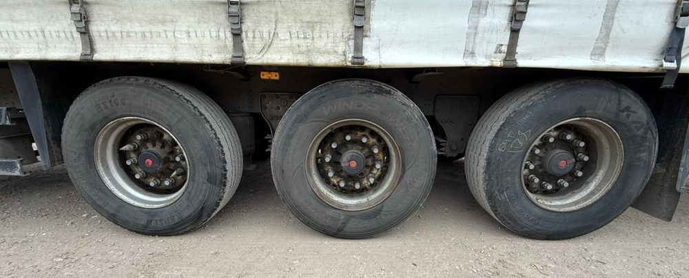 Schmitz Cargobull 9084 Полуприцеп шторный 9084
