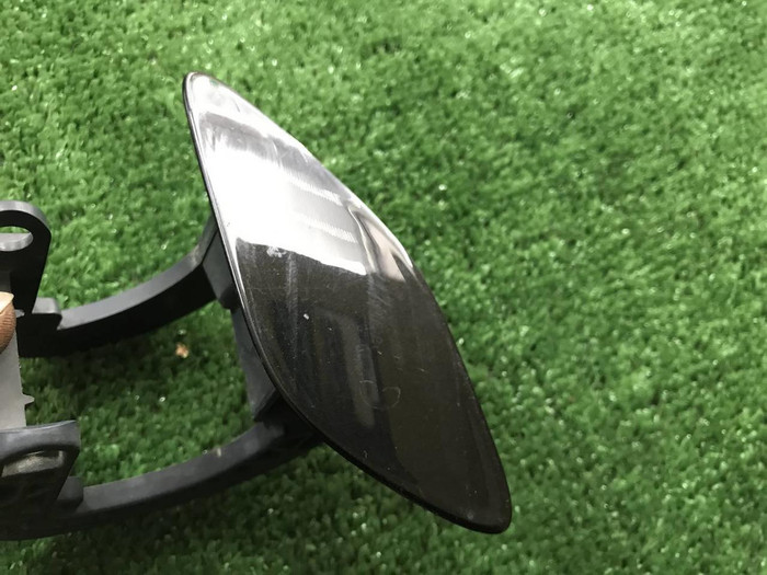 Крышка форсунки левая Mercedes GLK x204 (12-15)