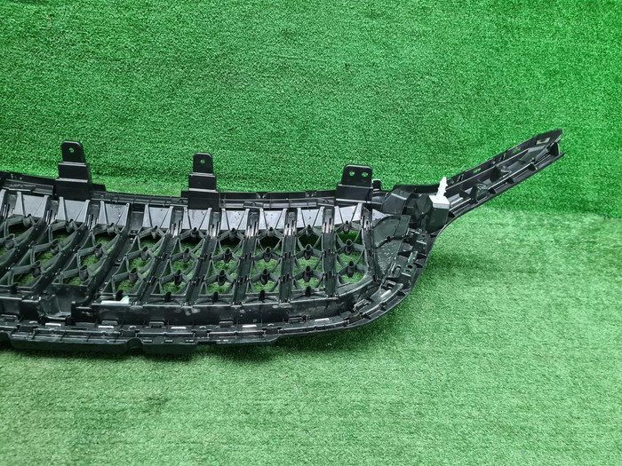 Решетка радиатора Hongqi HS5 (2019-н.в.)