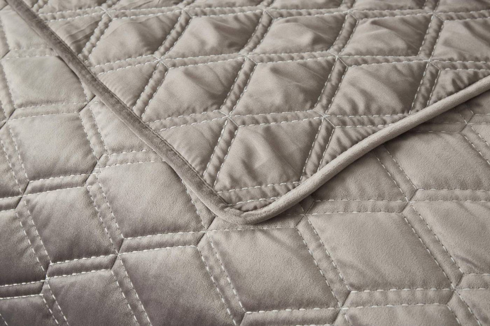 Покрывало 240х260 и 2 наволочки 50х70 Sofi De MarkO Фредерика №3