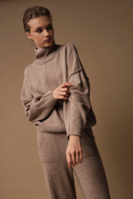 J0428-8043 Джемпер женский, бежевый dbr