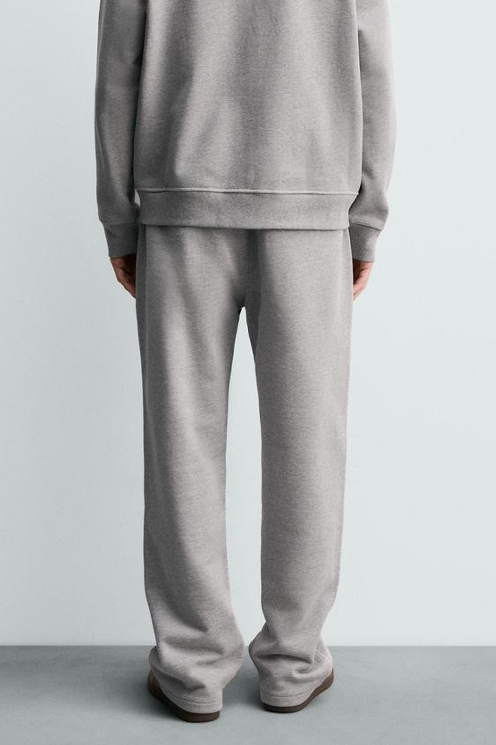 ZARA ДЖОГГЕРЫ REGULAR FIT ИЗ ПЛОТНОЙ ТКАНИ ORIGINS, СЕРЫЙ