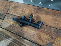 Цилиндр сцепления главный Haval H6 1 14-22 Б/У Оригинал 1608100AKZ20A