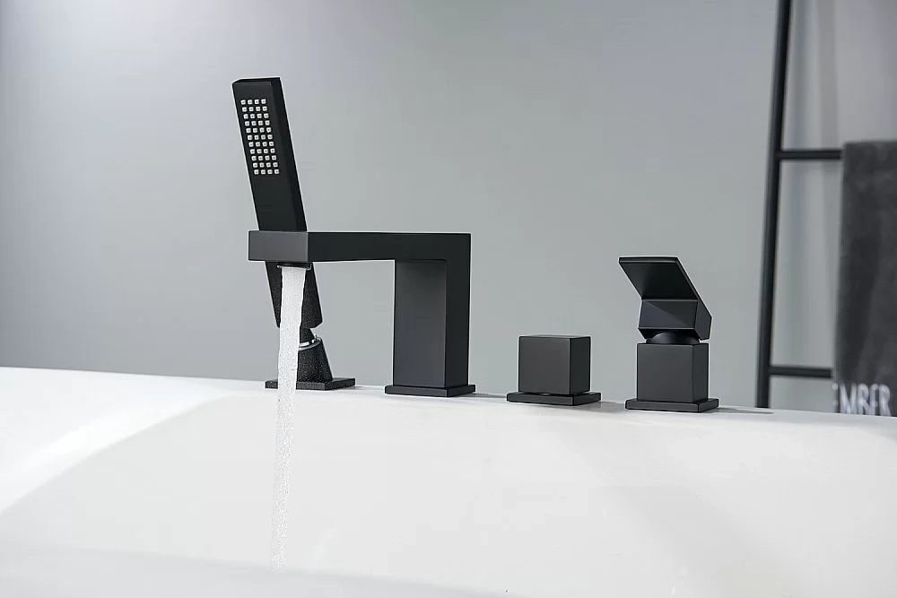 Смеситель для ванны Timo Selene 2130/03Y черный
