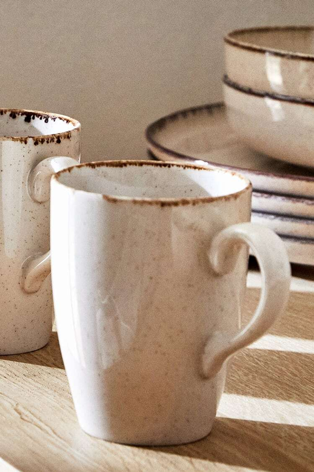 ZARA HOME ФАРФОРОВАЯ КРУЖКА ПОД СТАРИНУ, СВЕТЛО-БЕЖЕВЫЙ