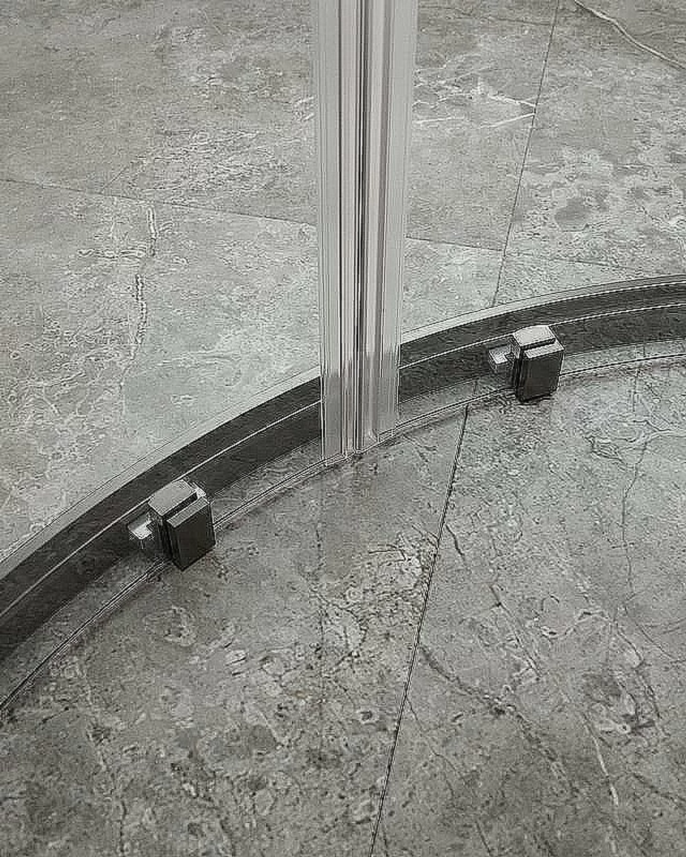 Душевой уголок Cezares Molveno 120x120 R-22-90+30-C-GM-IV стекло прозрачное/профиль матовая оружейная сталь