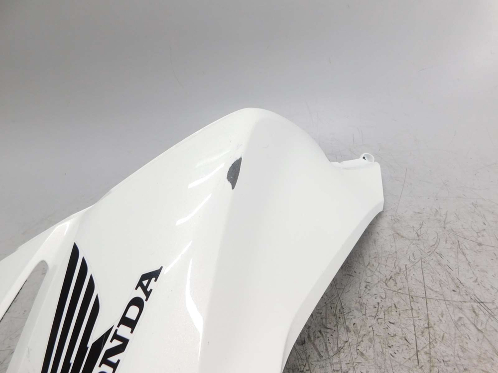 Пластик боковой левый Honda NC700S RC61 64301-MGS-D100