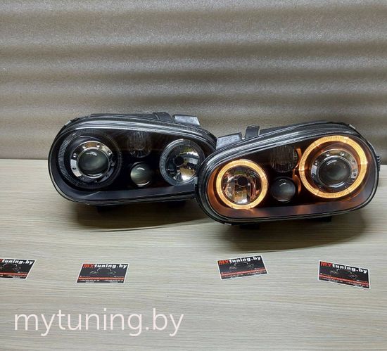 Передние фары VW Golf 4 angel eyes black