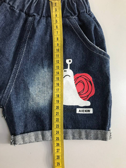 Шорты джинсовые с милой улиточкой, на 1 год