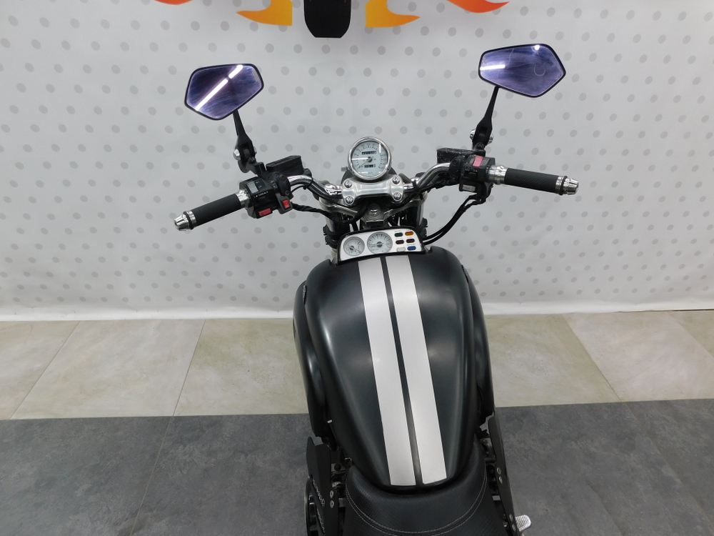Yamaha V-Max 1200 039101