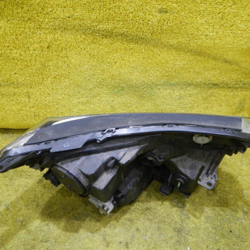 Фара левая Toyota Rav 4 CA40 (2015-2019) LED