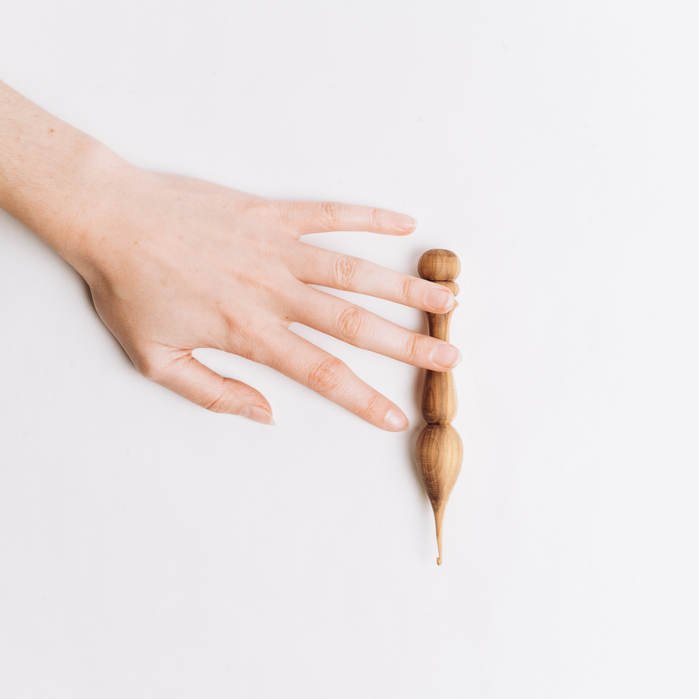 Деревянный крючок для вязания из вяза 2.5 мм. K305