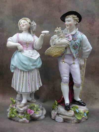 Статуэтка. Фарфор. Пара с домашними животными. Volkstedt. Германия