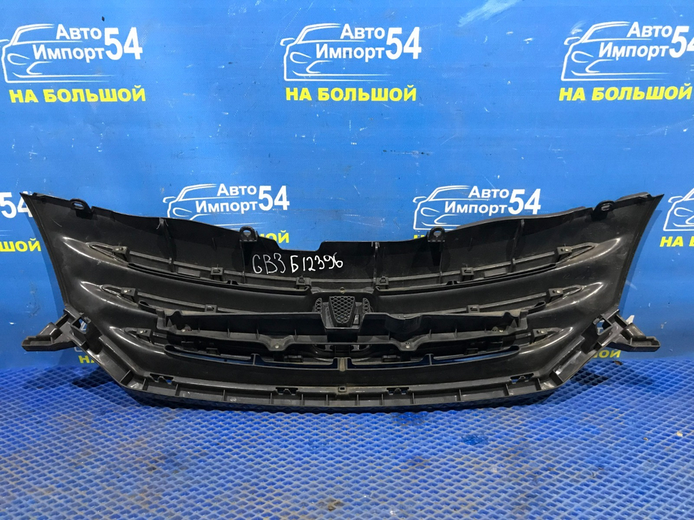 Решетка радиатора Honda FREED 2008-2011