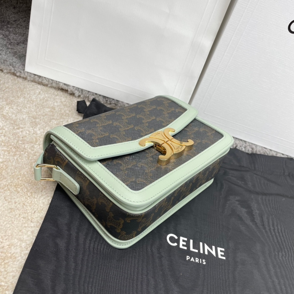 Celine Triomphe Bag 18 cm