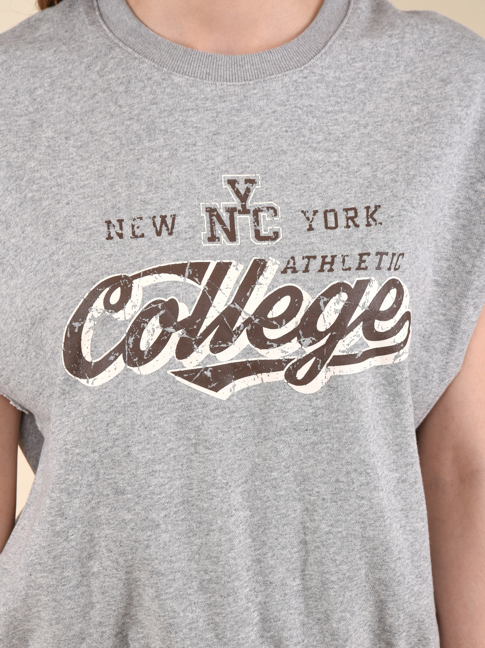 Жилет женский спортивный